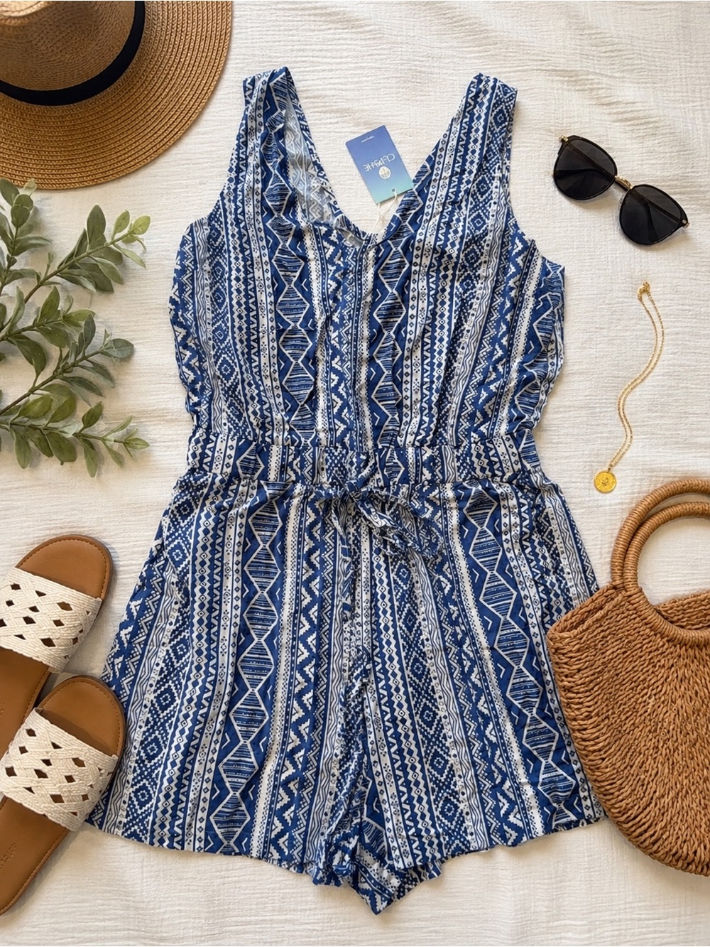 Cupshe blue Aztec print romper Sz med NWT (w)
